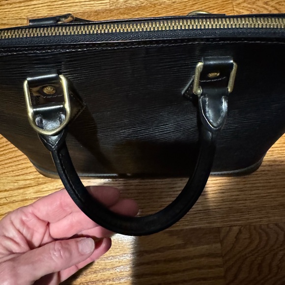 Louis Vuitton Epi Alma PM • Black Leather Satchel • Authentic Designer Bag - Picture 7 of 12